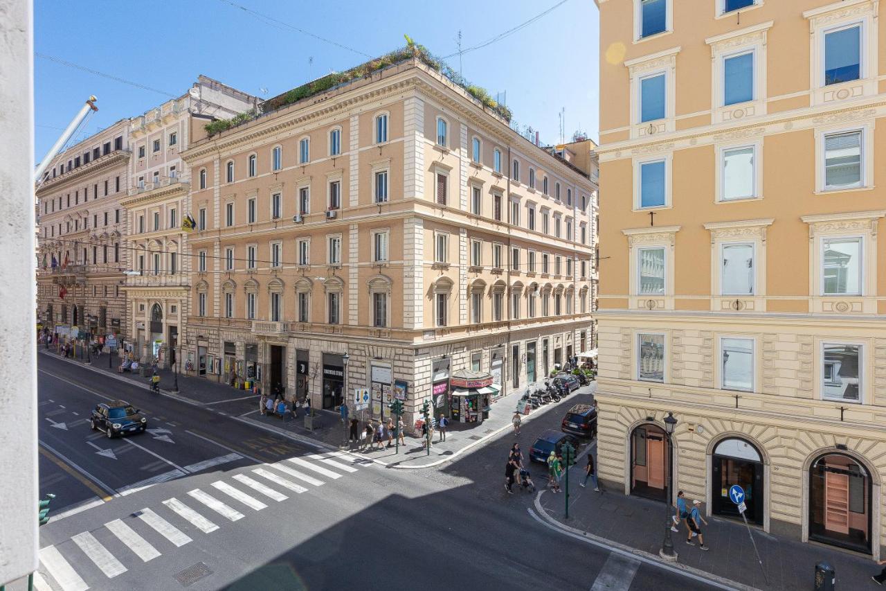 Lovely Cozy Nazionale 4 Lägenhet Rom Exteriör bild