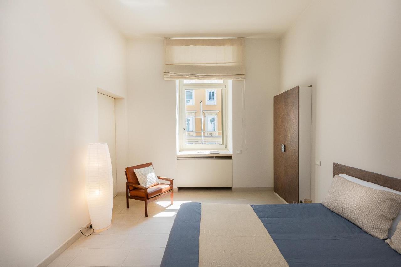 Lovely Cozy Nazionale 4 Lägenhet Rom Exteriör bild